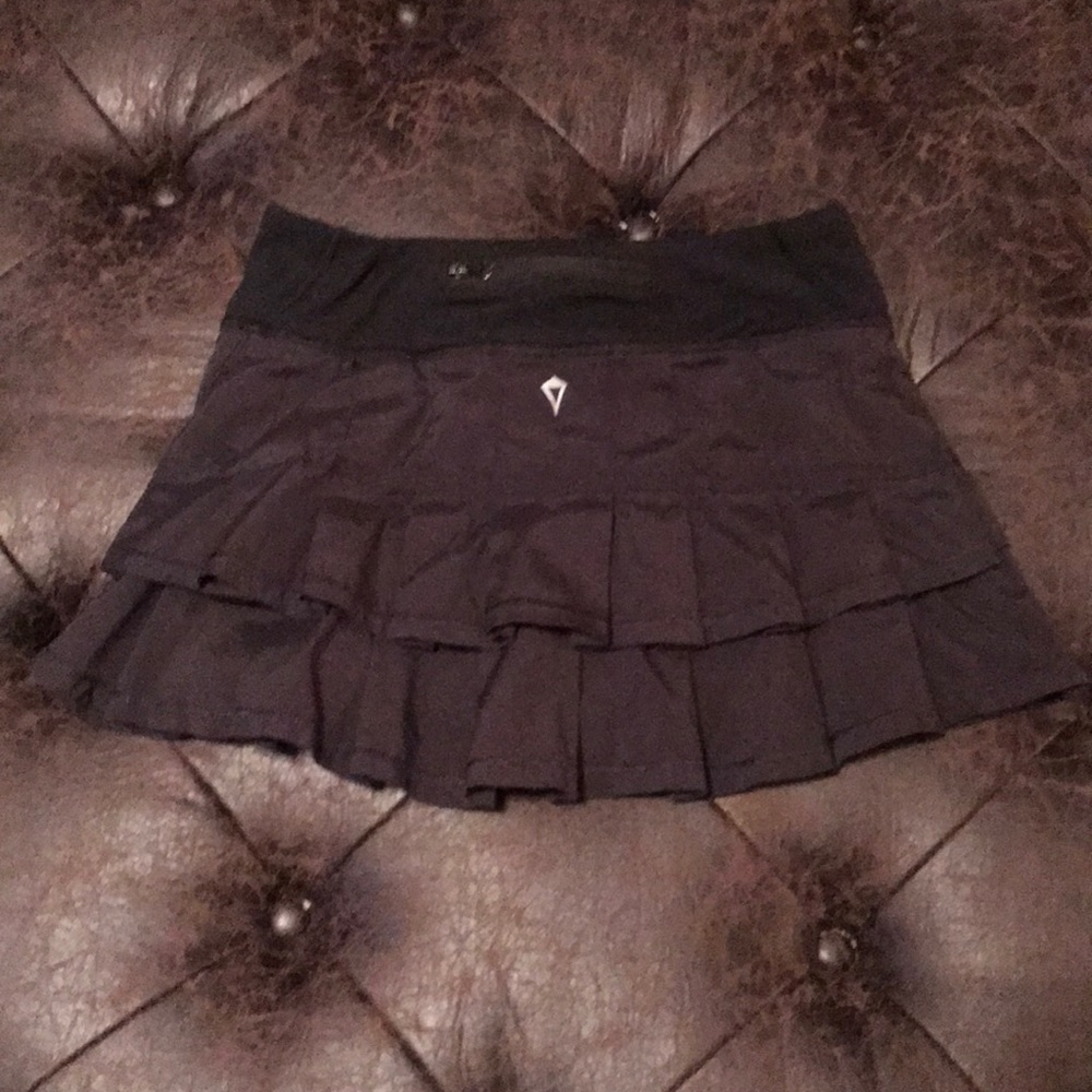 Girls Ivivva skort size 10